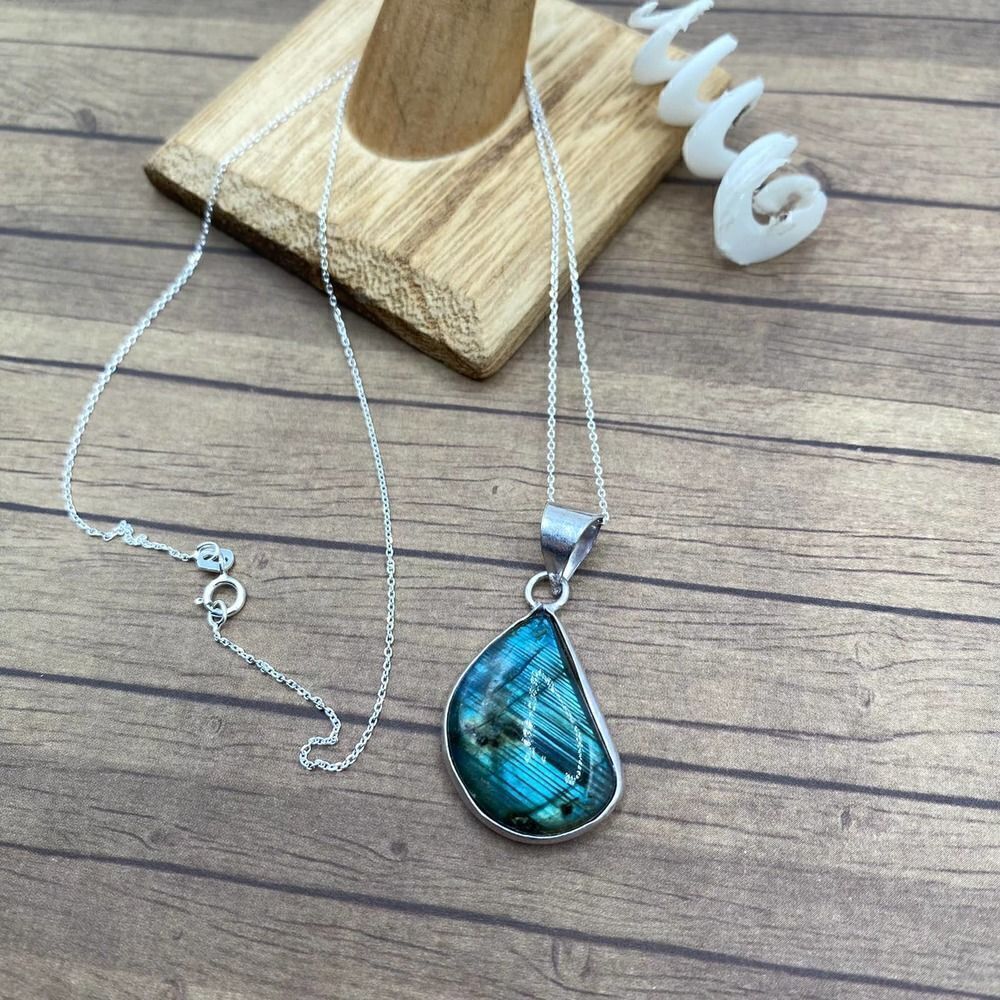 Labradorite Sterling Silver Necklace